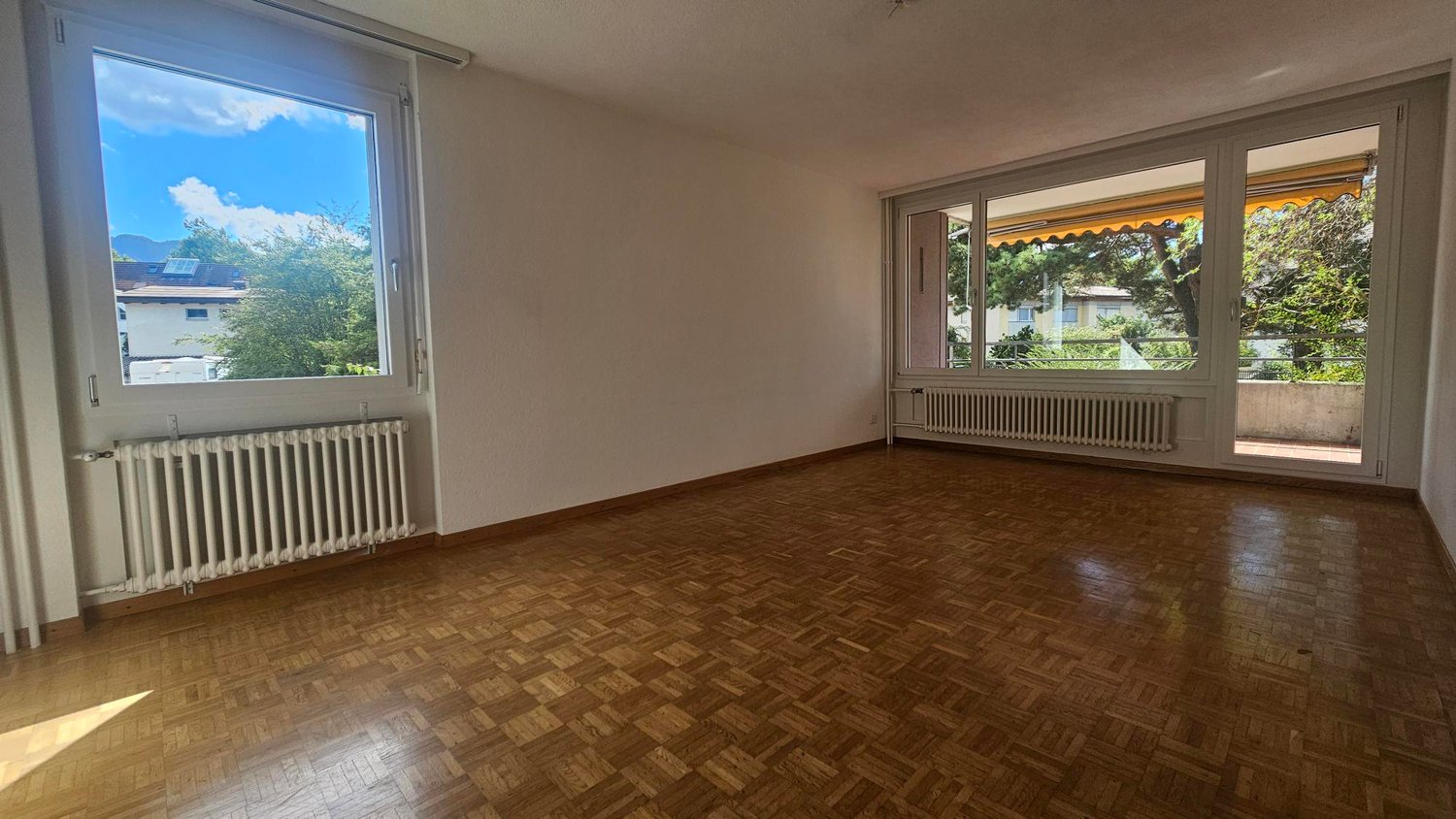 4 rooms apartment, photo 1 of 8