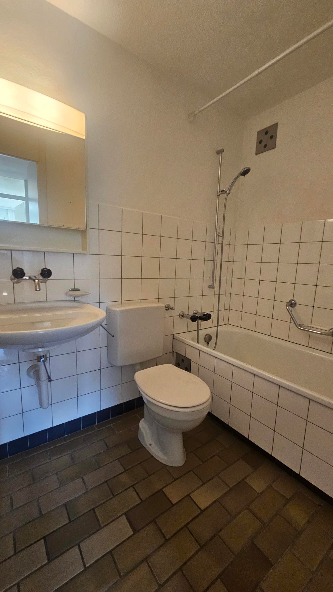 4 rooms apartment, photo 4 of 8