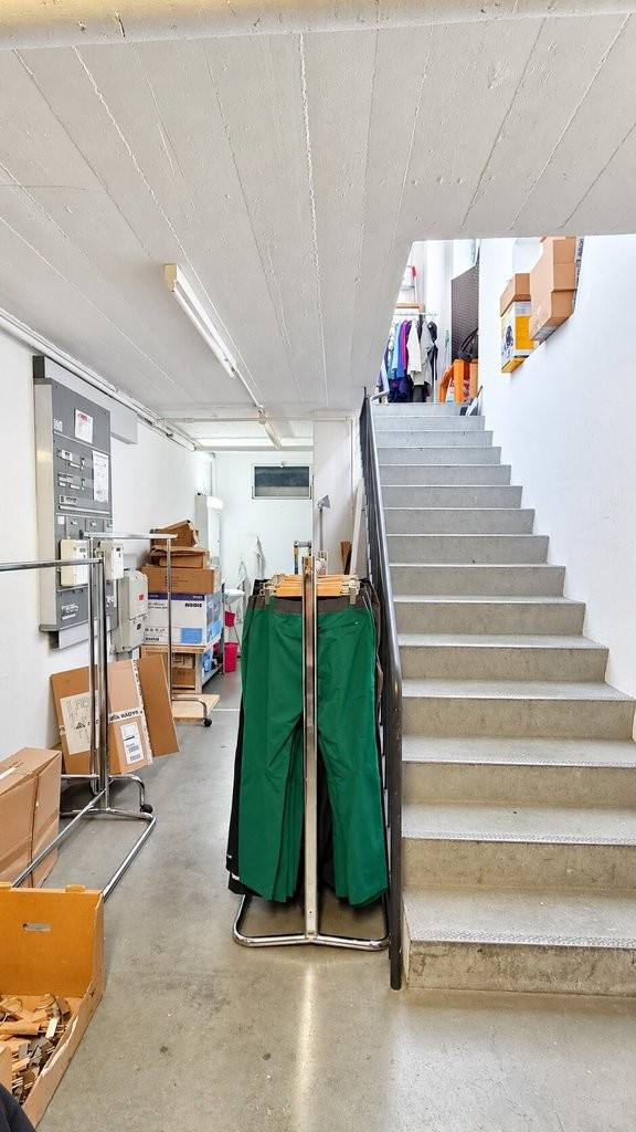 50m² negozio