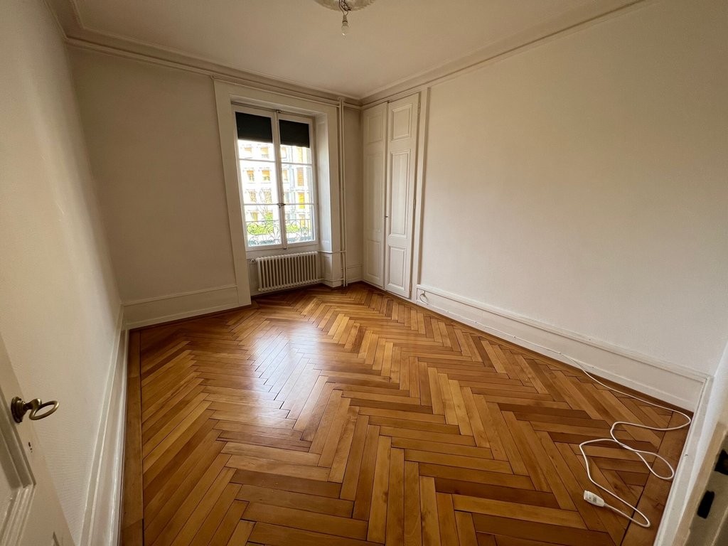 3 rooms apartment (3)