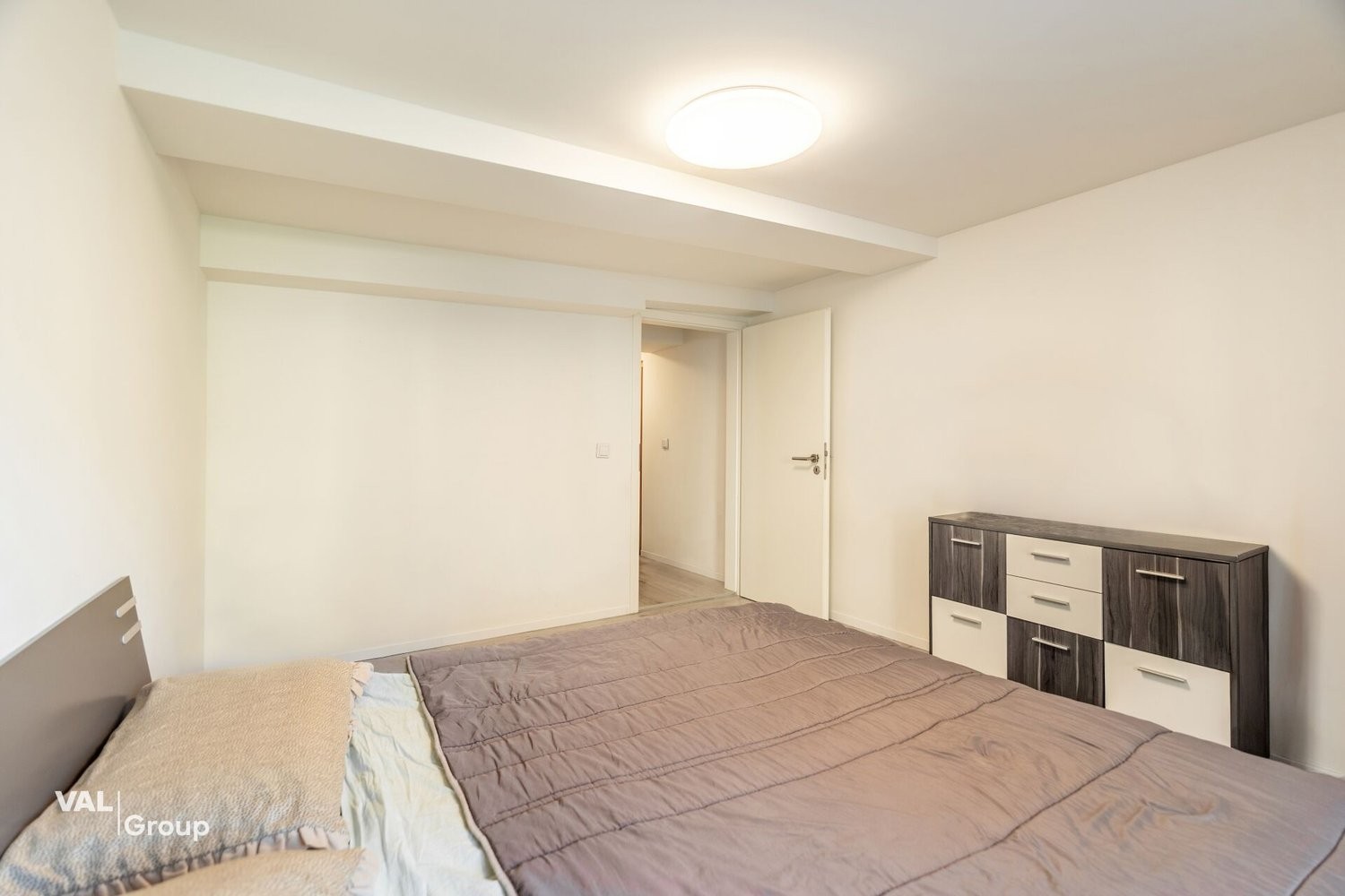 7 ½ rooms apartment, photo 2 of 10