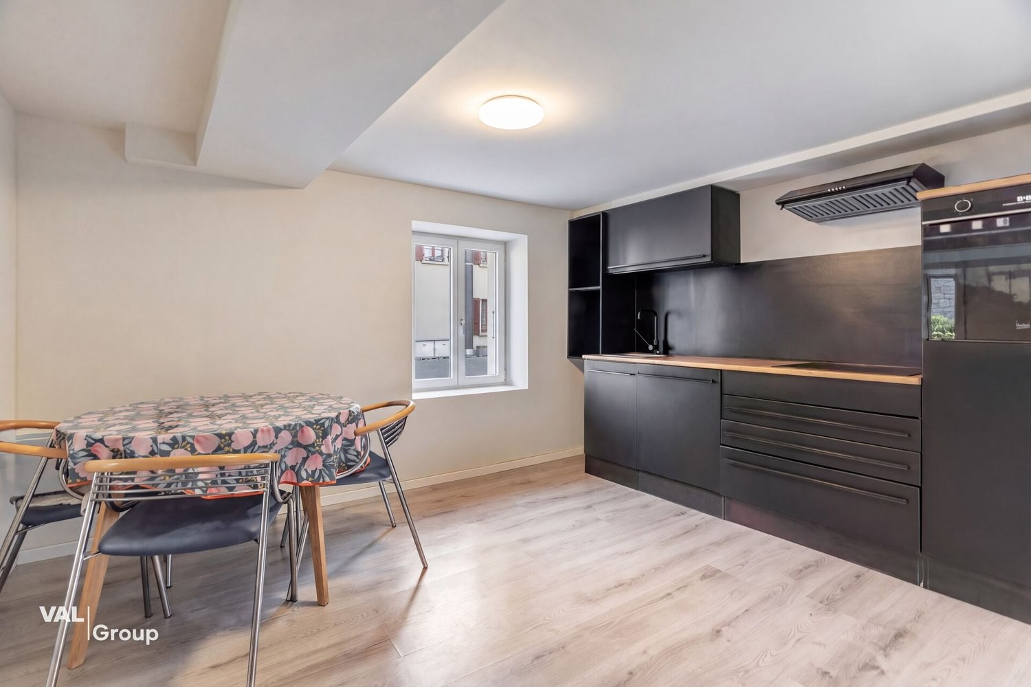 7 ½ rooms apartment, photo 3 of 10