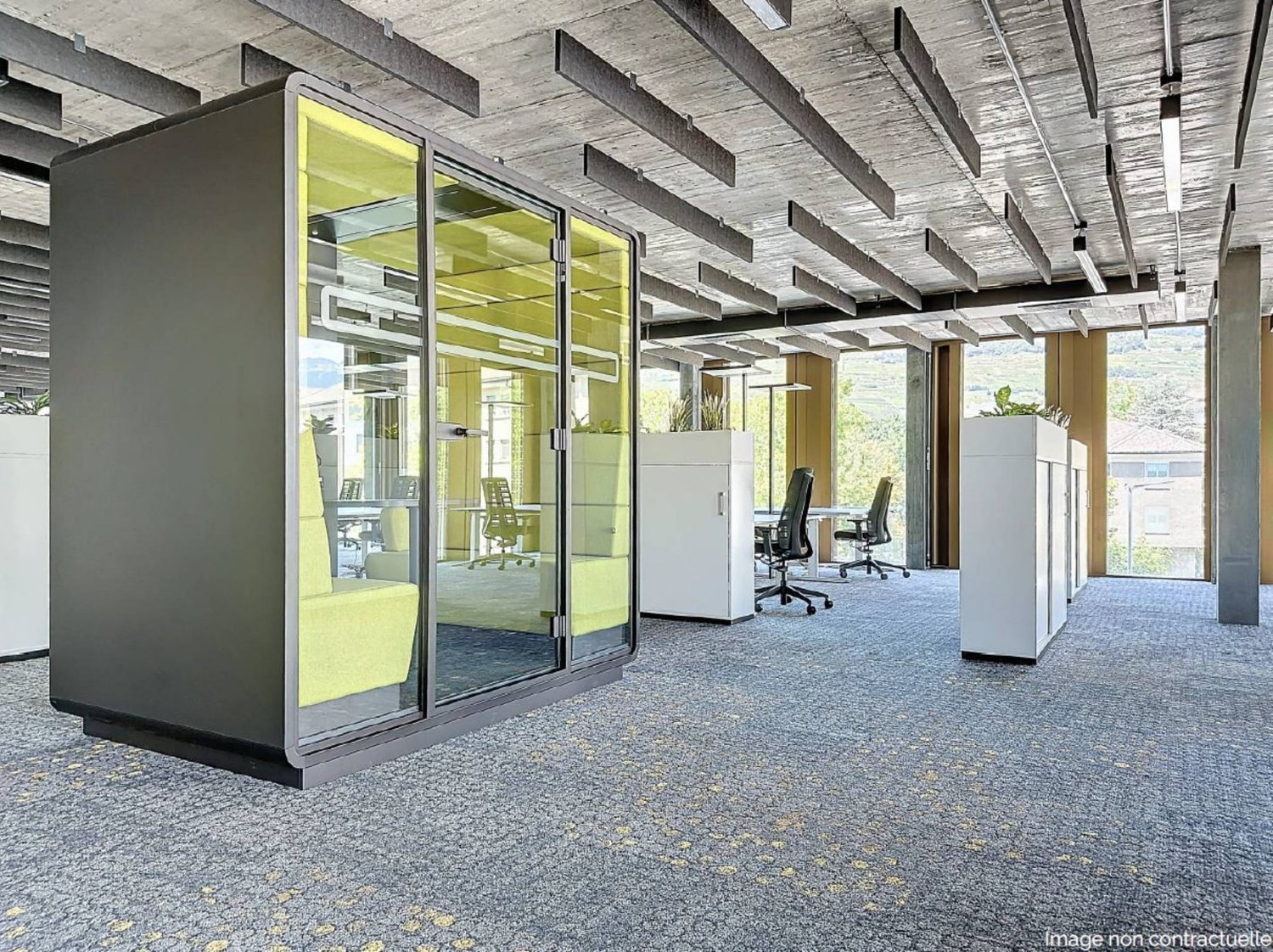 1100m² office, photo 3 of 5