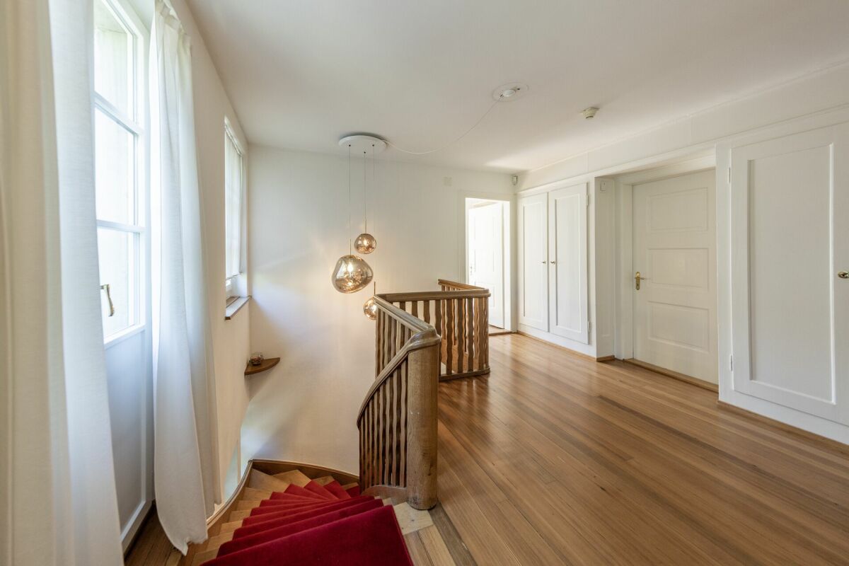9 ½ rooms villa, photo 4 of 9