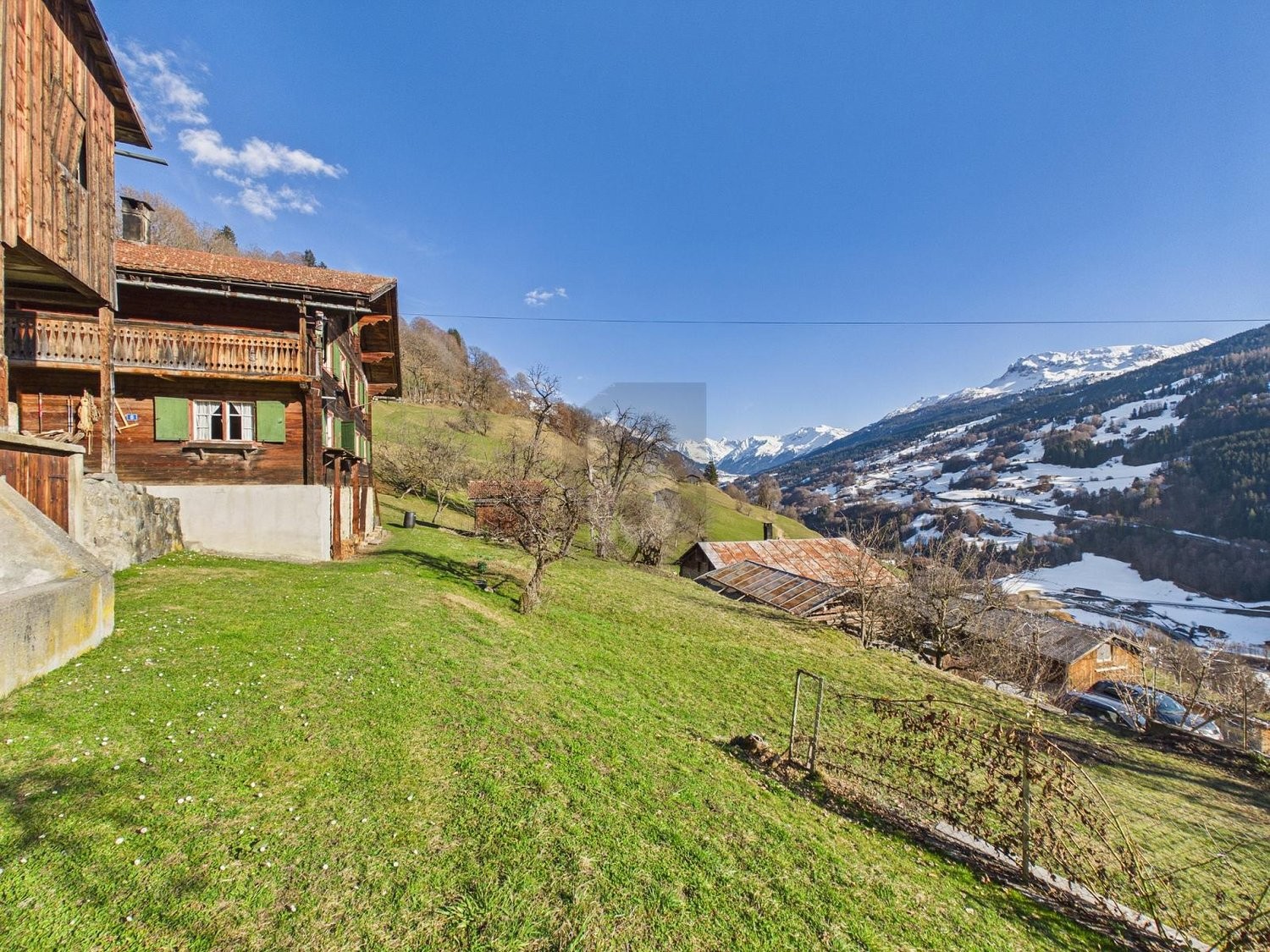 10 ½ rooms chalet, photo 2 of 4