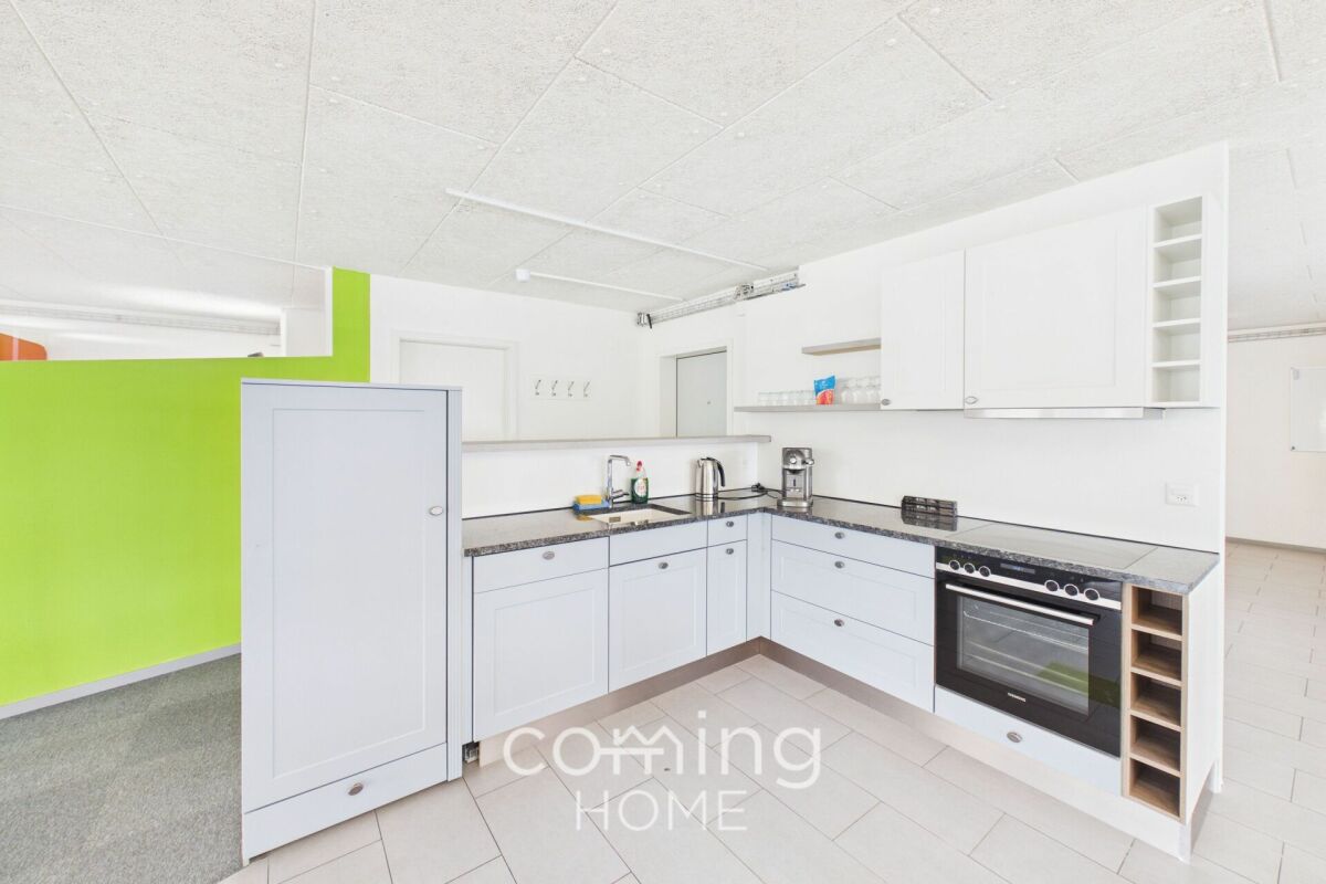 230m² commercial, photo 8 of 10