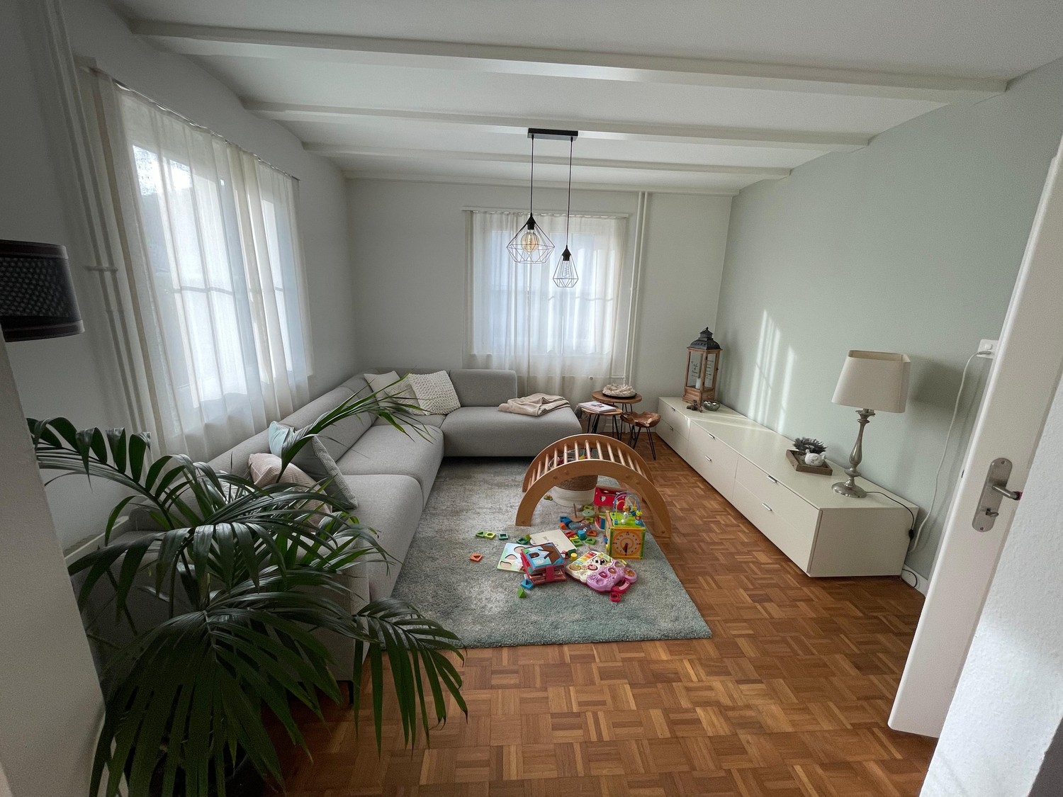 4 rooms apartment, photo 9 of 10