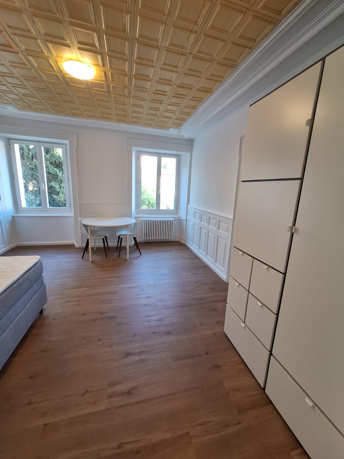 1 room single room