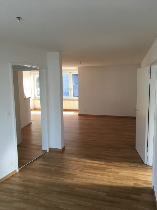 4 rooms apartment, photo 2 of 7