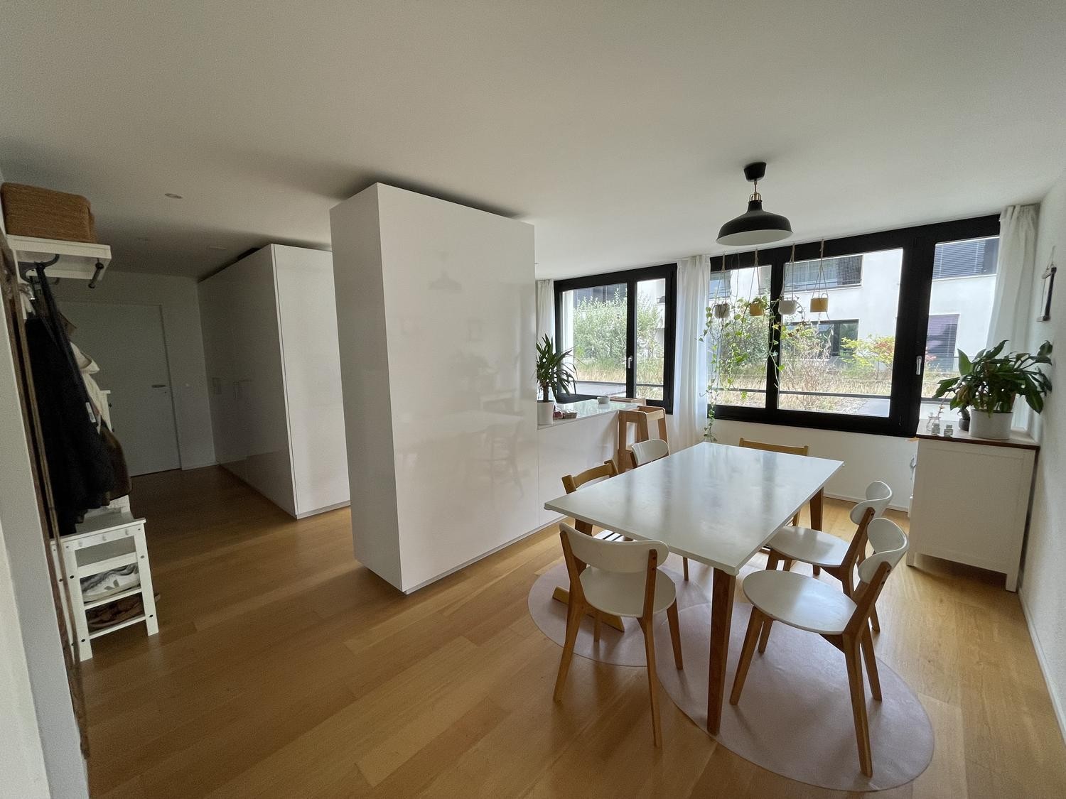 4 rooms apartment, photo 3 of 9