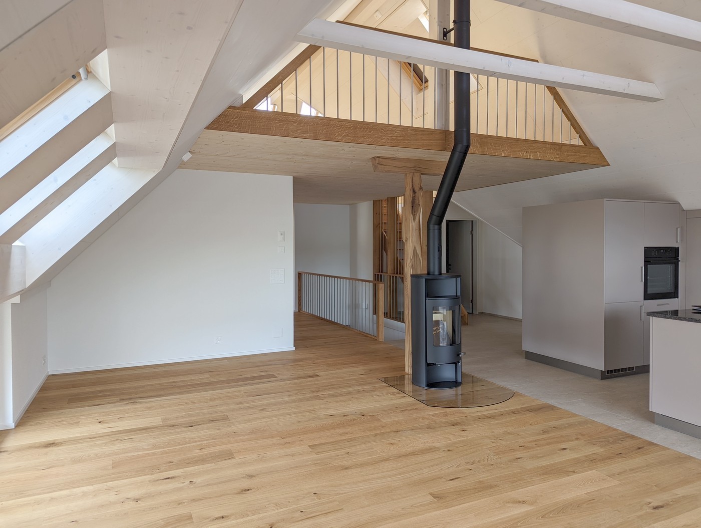 3 ½ rooms attic flat, Foto 1 von 10
