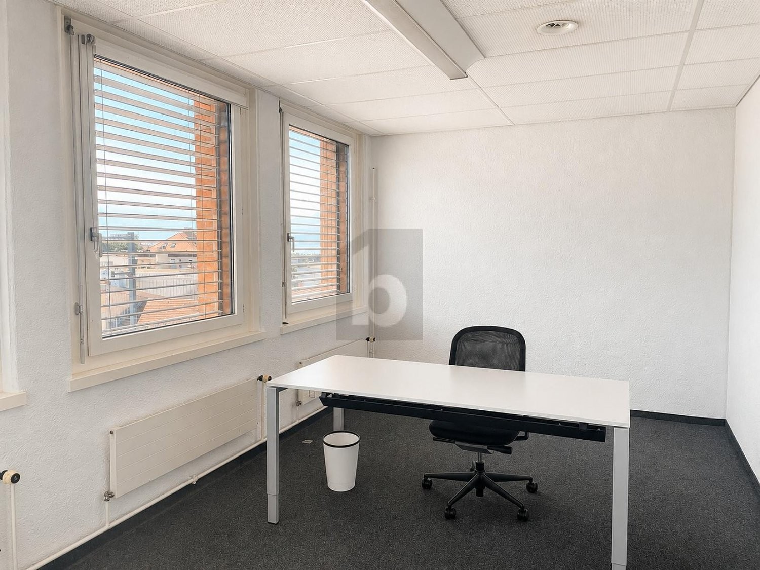 122m² office, photo 3 of 4