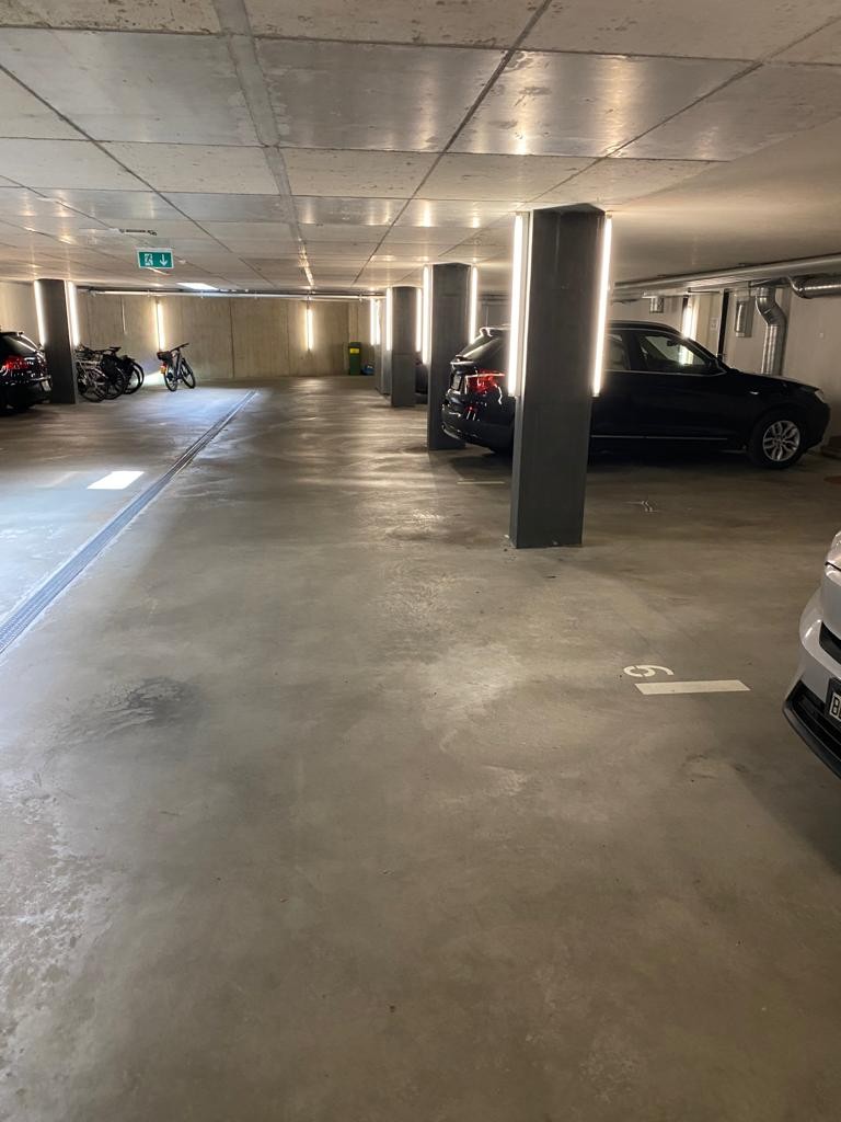 Posto auto sotterraneo, foto 2 di 3