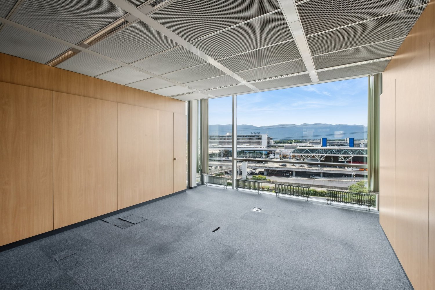 264m² office, photo 10 of 10
