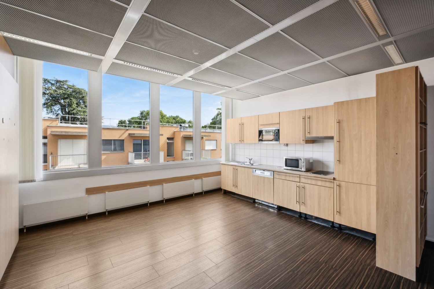 264m² office, photo 9 of 10