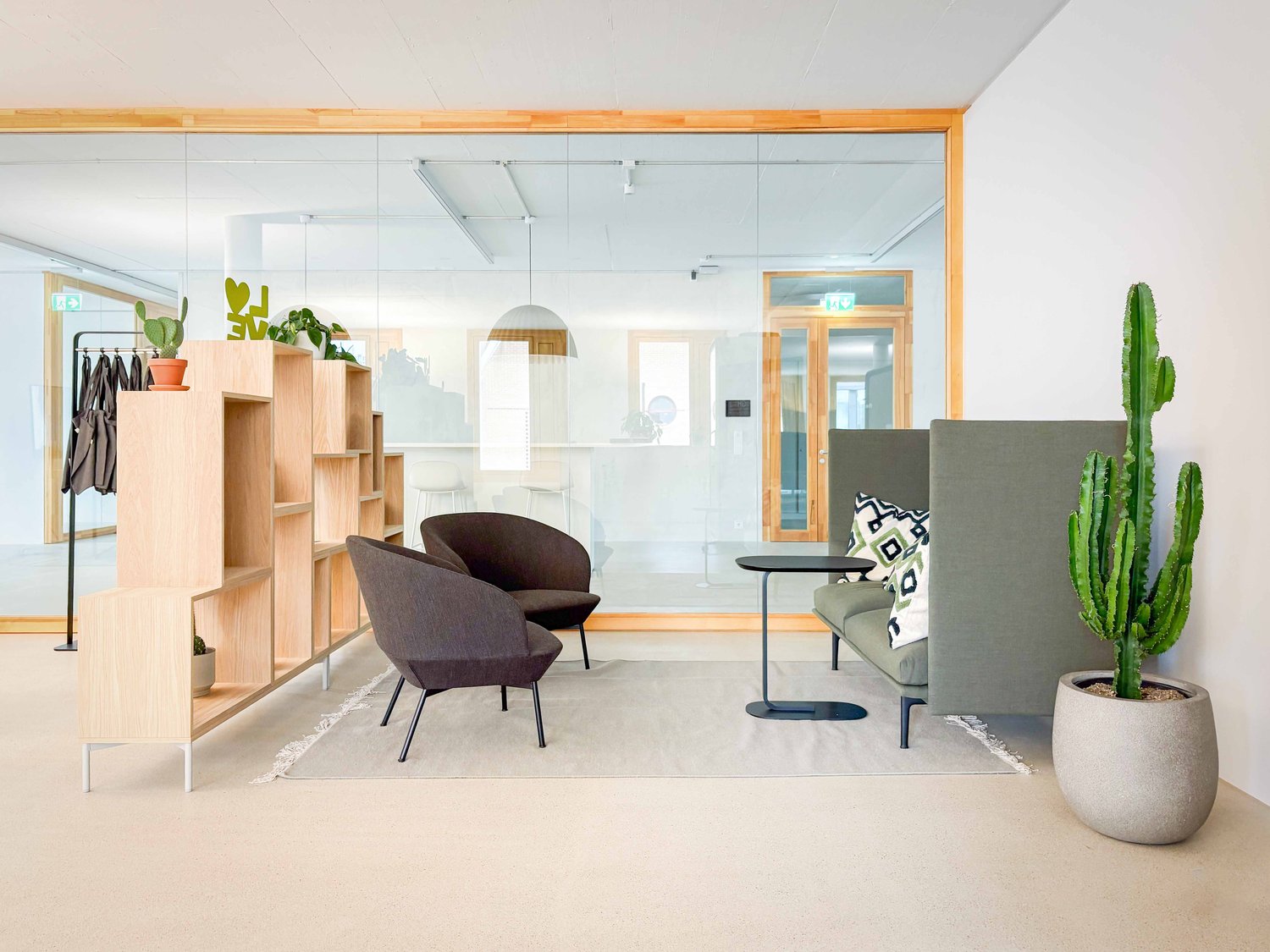 300m² office, photo 6 of 10