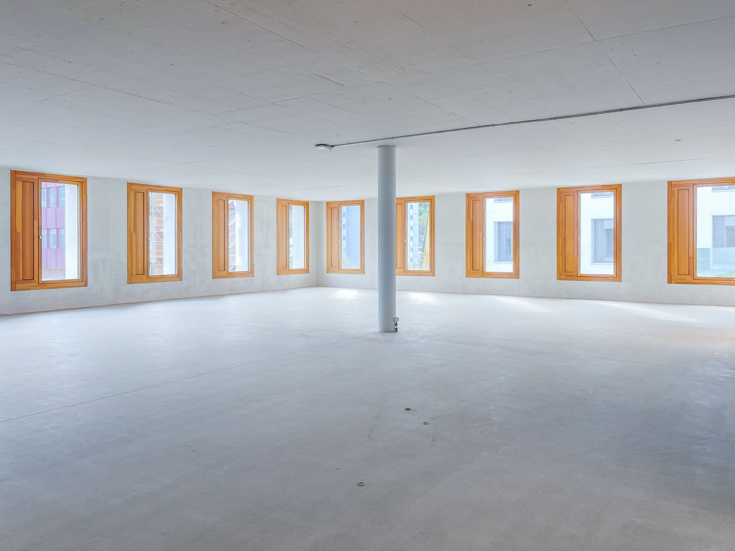 300m² office, photo 9 of 10