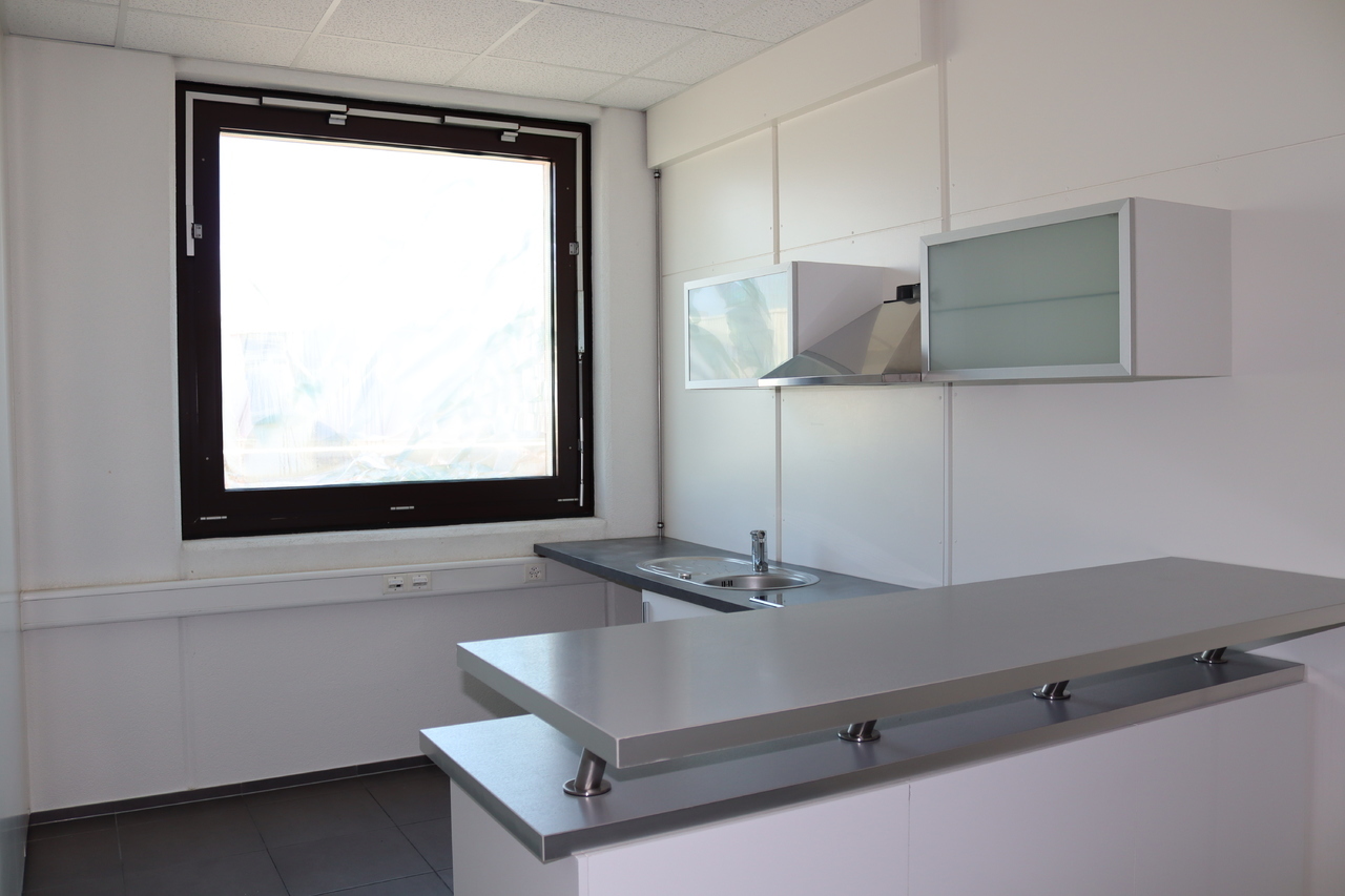 380m² office, photo 4 of 7