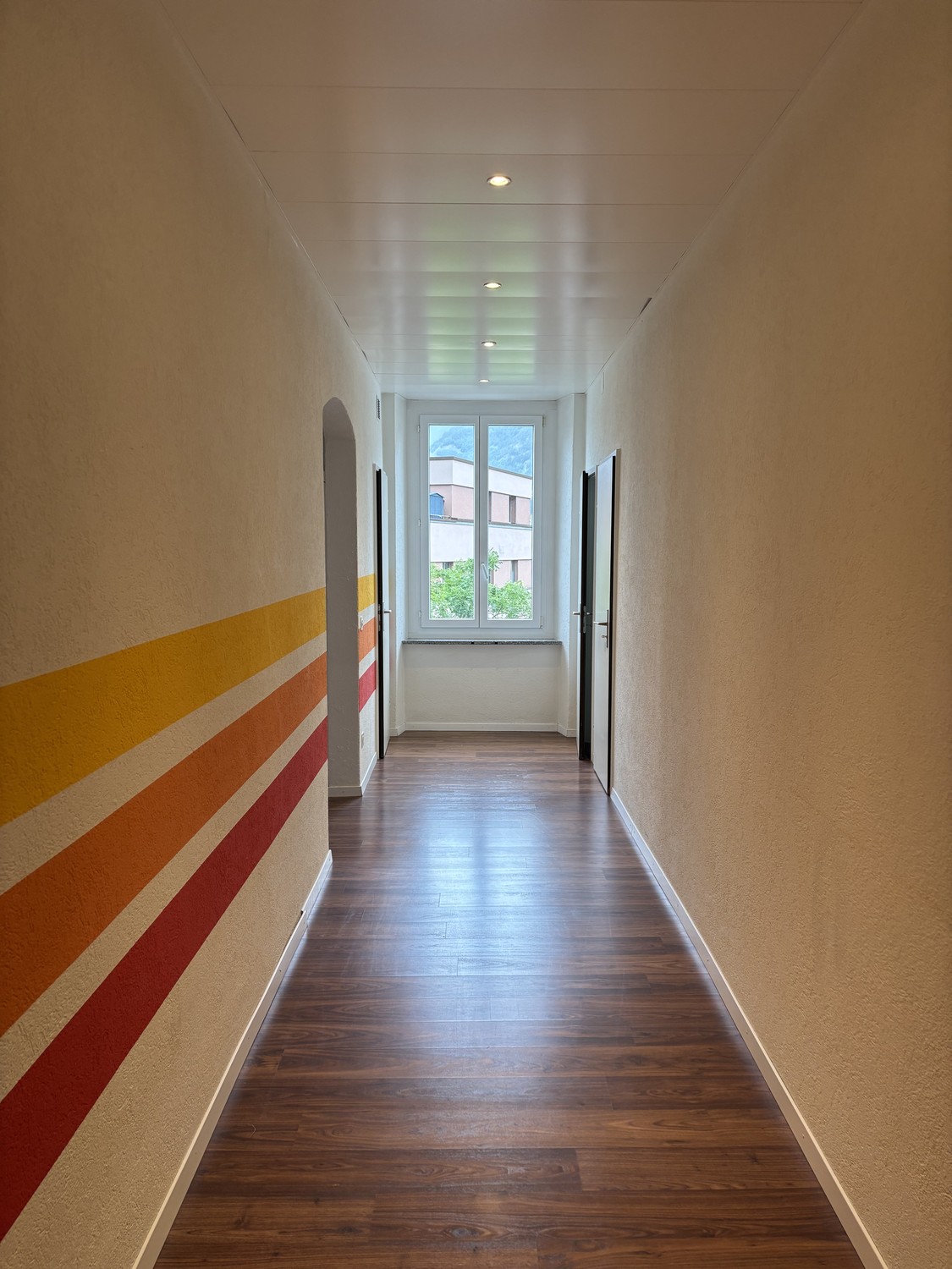 100m² office, photo 9 of 10