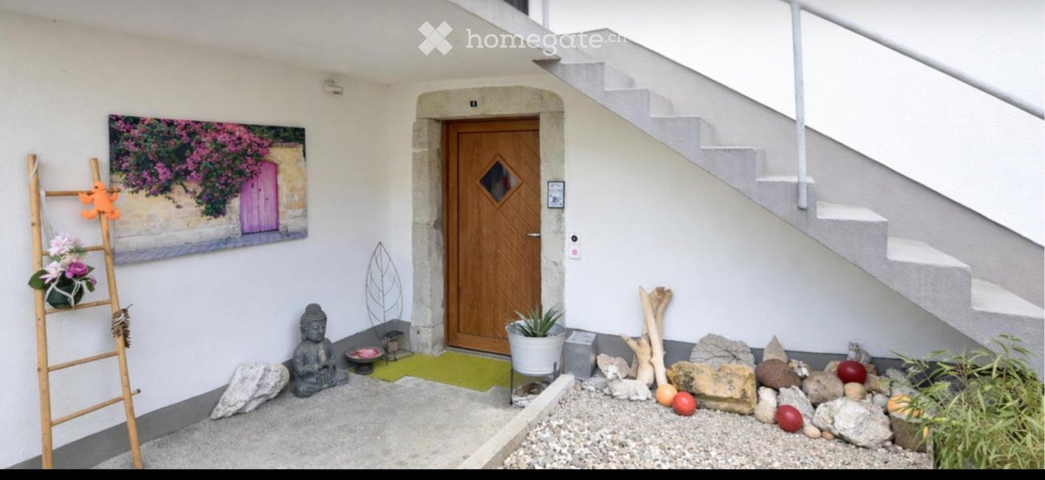 6 rooms apartment, photo 2 of 5