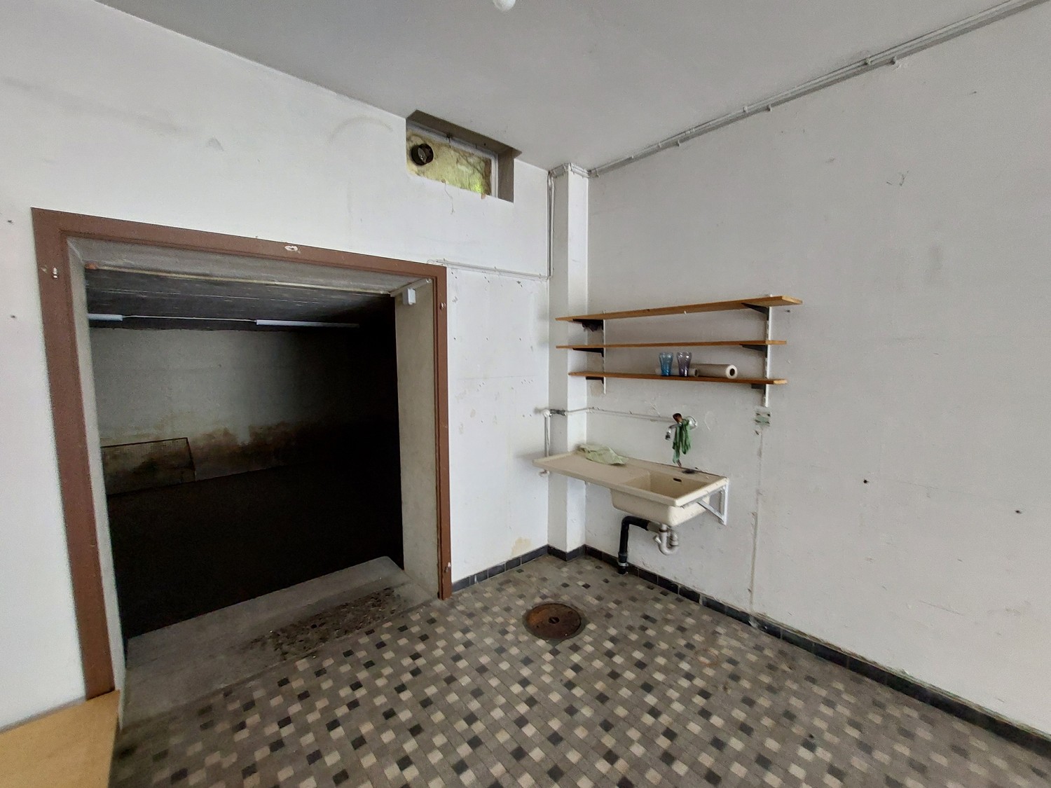 157m² commercial, photo 7 of 10