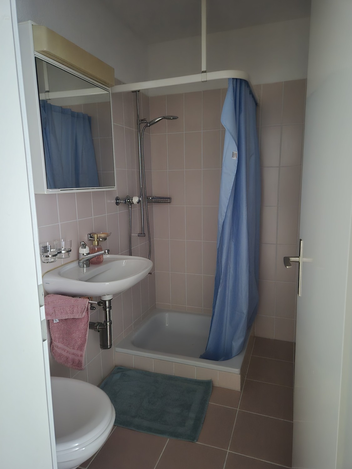 Room in a shared flat, photo 5 of 8