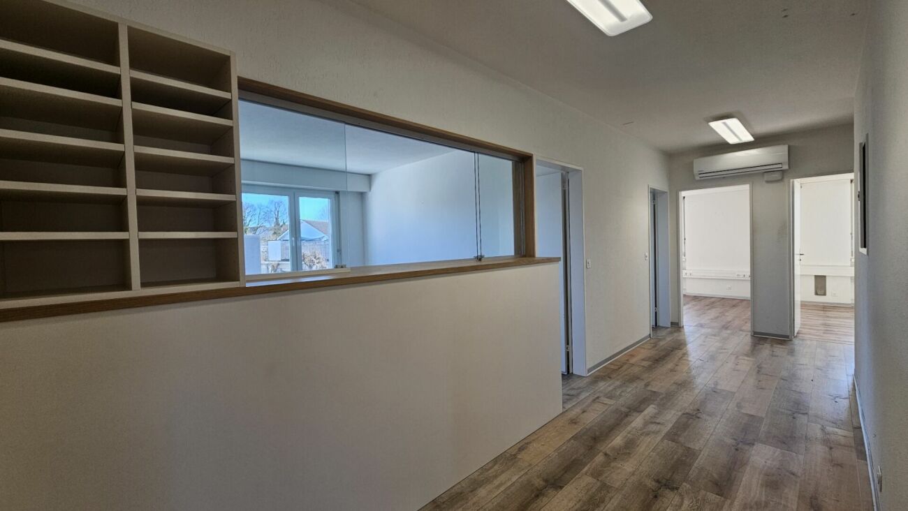 223m² commercial