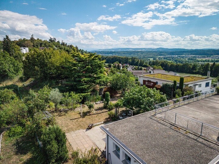 909m² building land