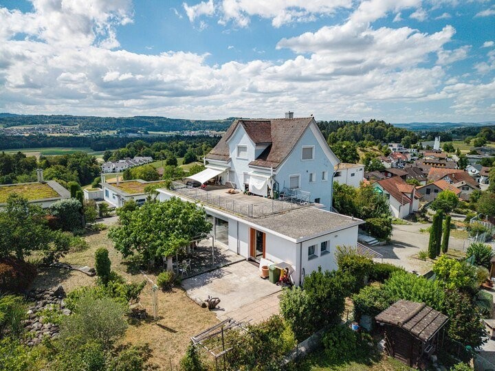 909m² building land