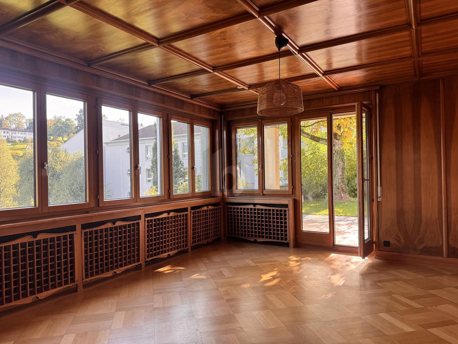 8 rooms duplex, photo 3 of 4