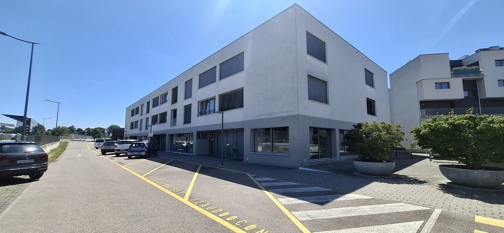 128m² arcade, photo 1 of 10