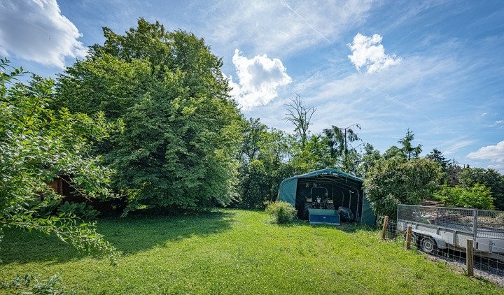 677m² building land, photo 4 of 9
