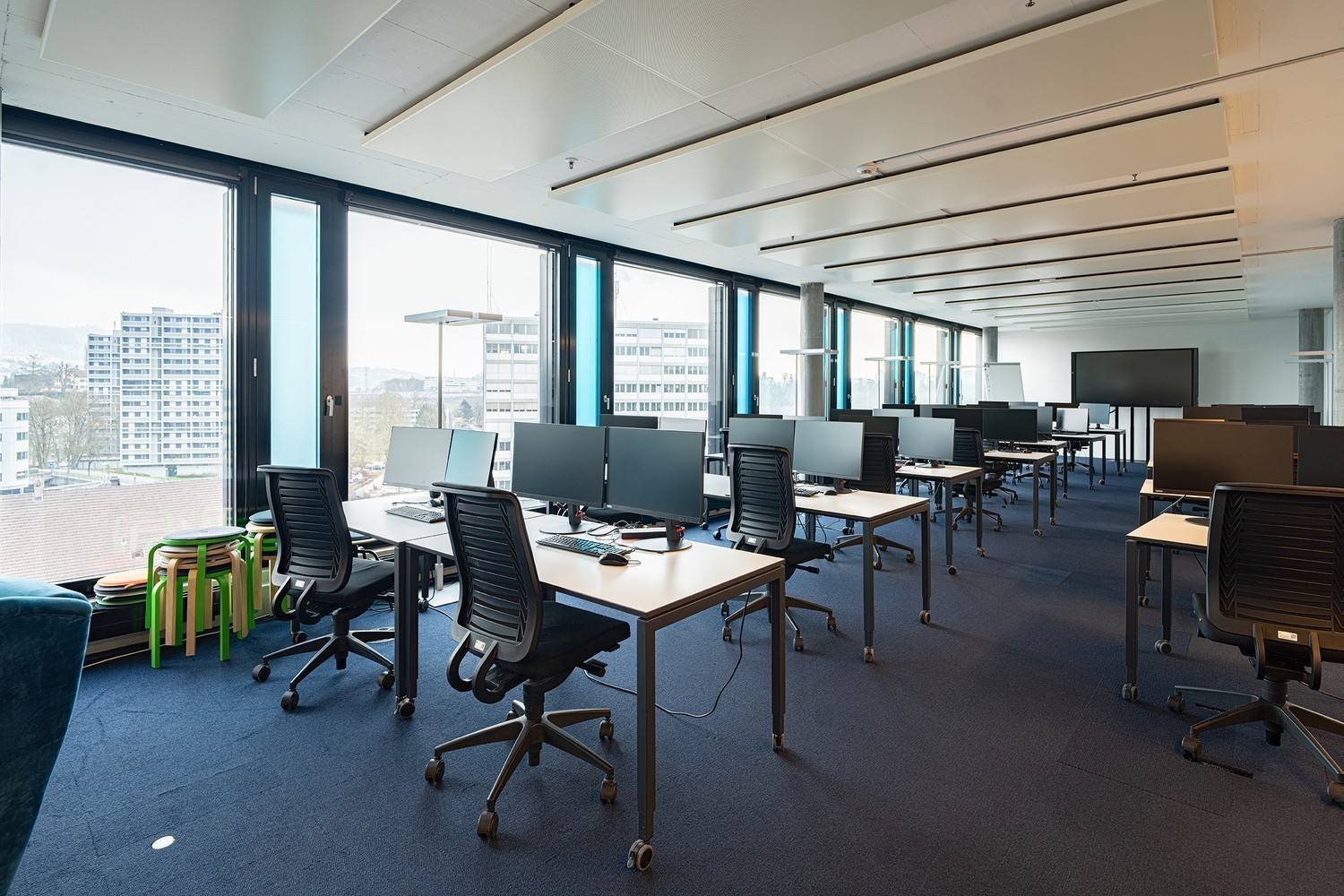600m² office, photo 2 of 10