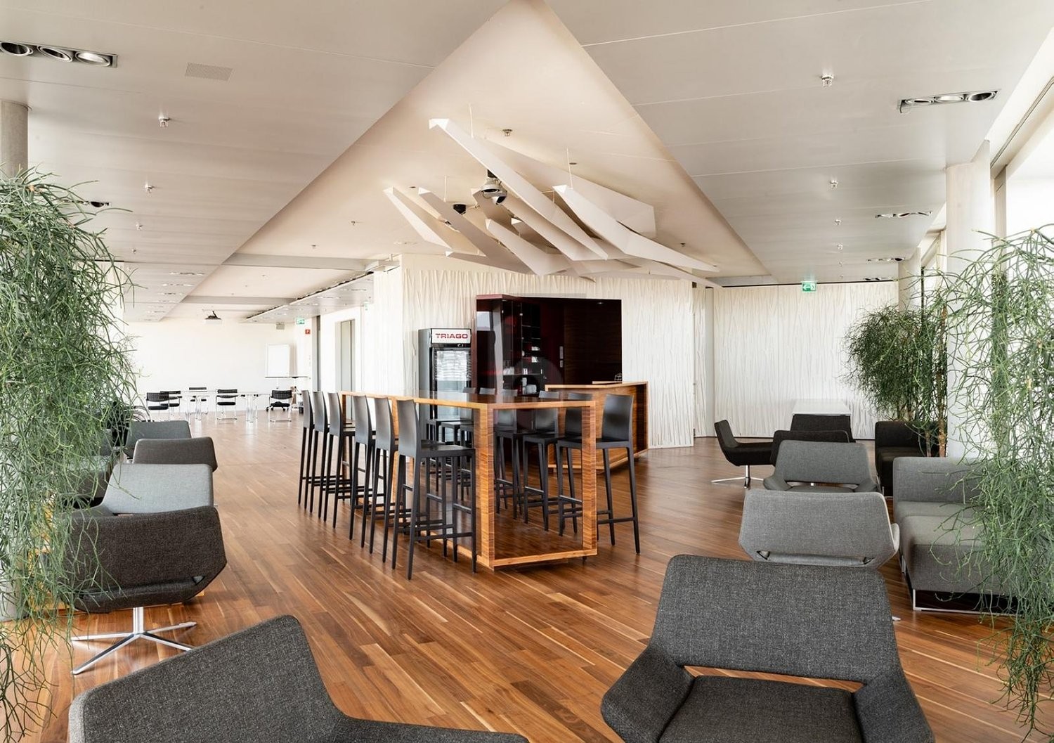 67m² office, photo 2 of 3