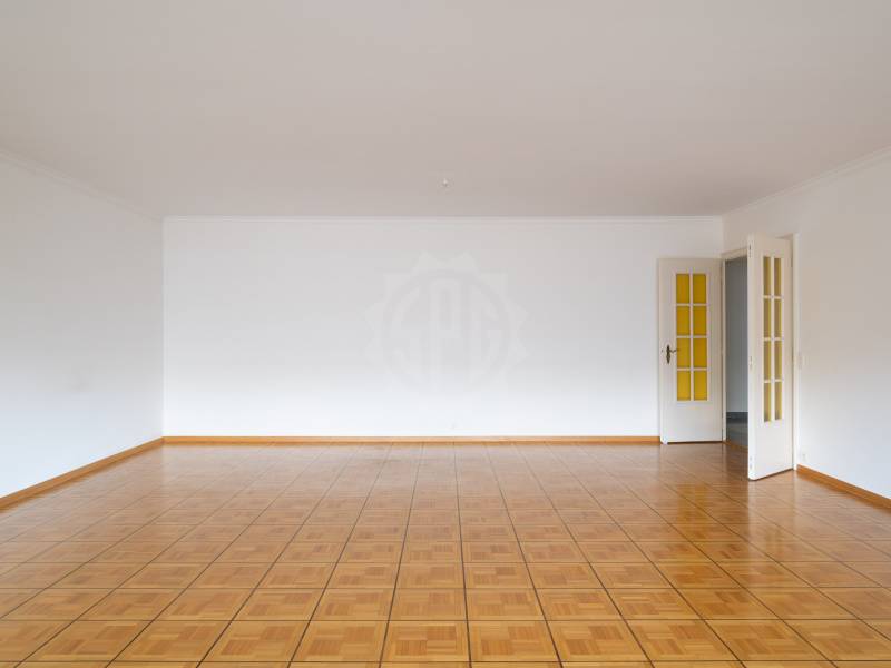 5 rooms apartment, photo 6 of 10