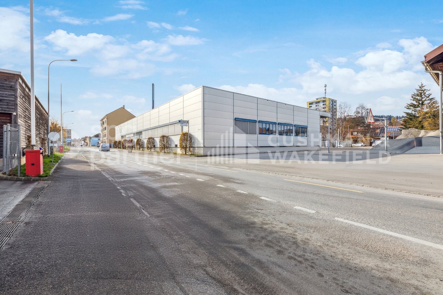 2000m² commercial, photo 3 of 10