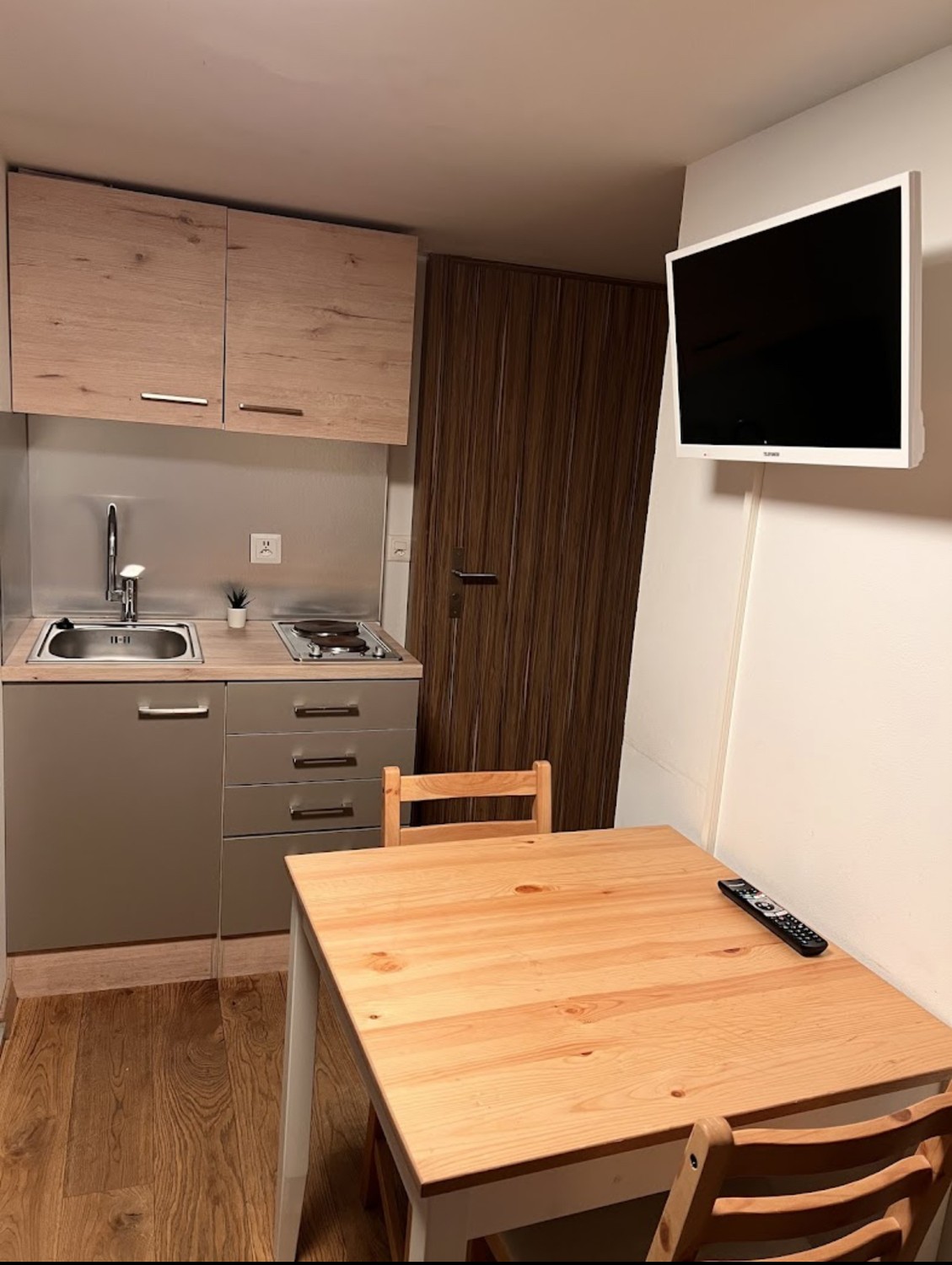 1 room apartment, photo 2 of 3