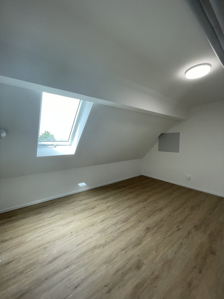 28m² commercial, photo 2 of 3