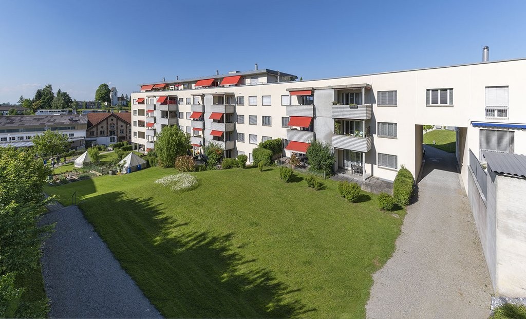 Underground slot","description":"Available immediately or by arrangement, we are renting one or more underground parking spaces at Obstgartenstrasse in Wittenbach."}, photo 3 of 3