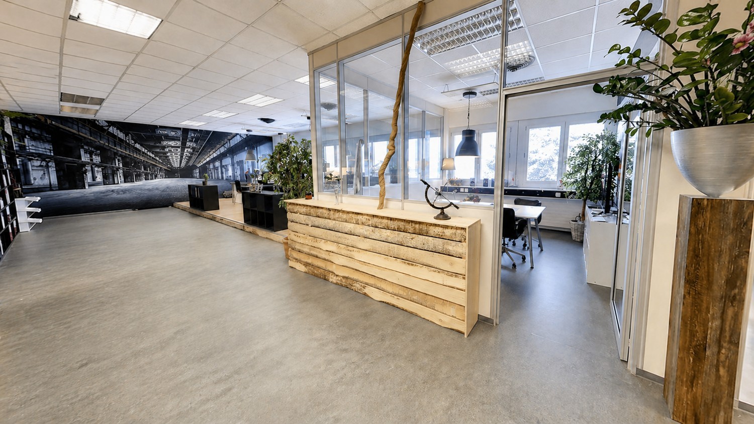 150m² office