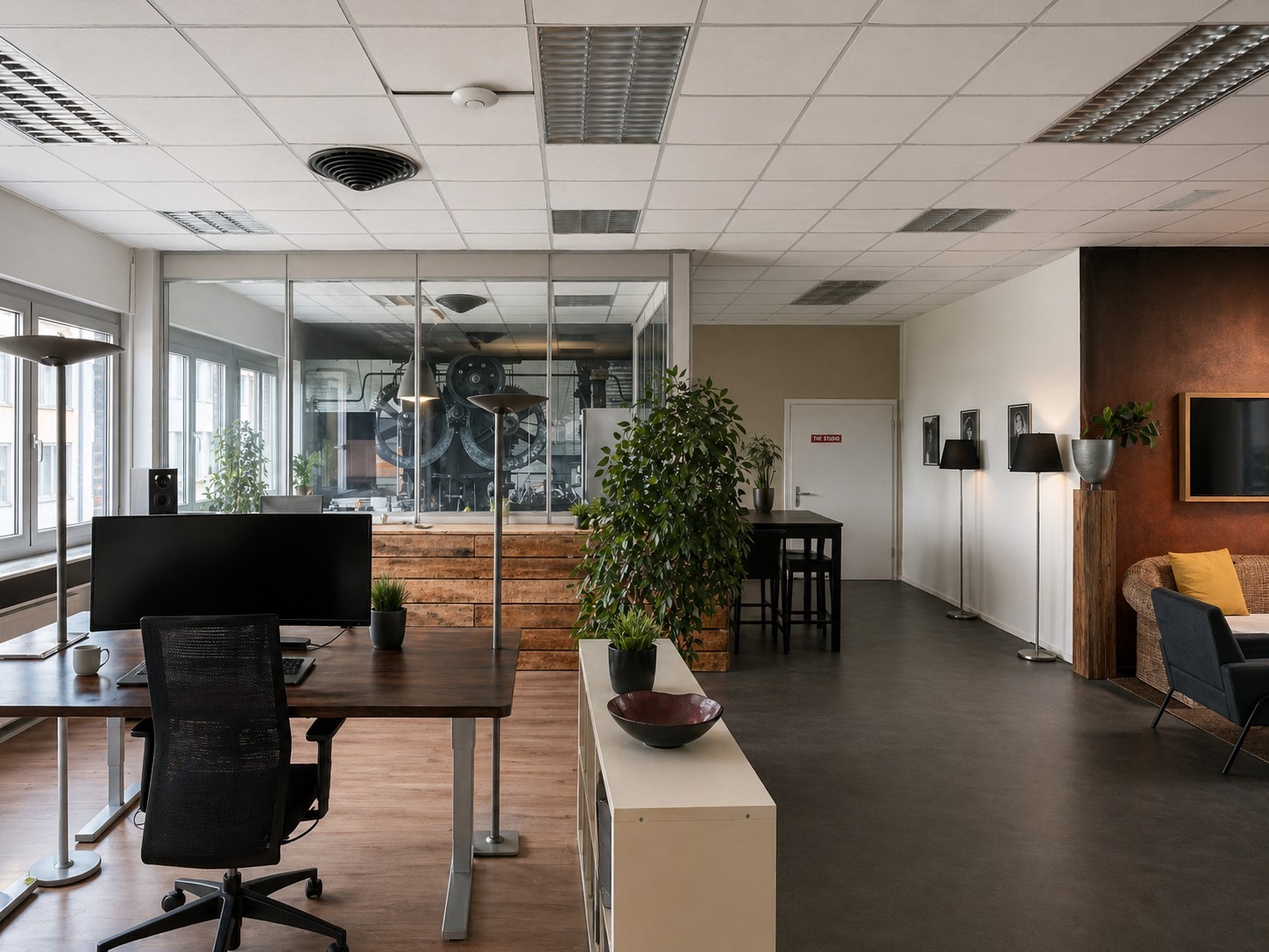 150m² office