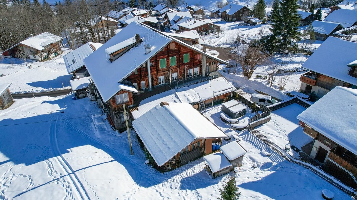 Maison individuelle de 13 pièces