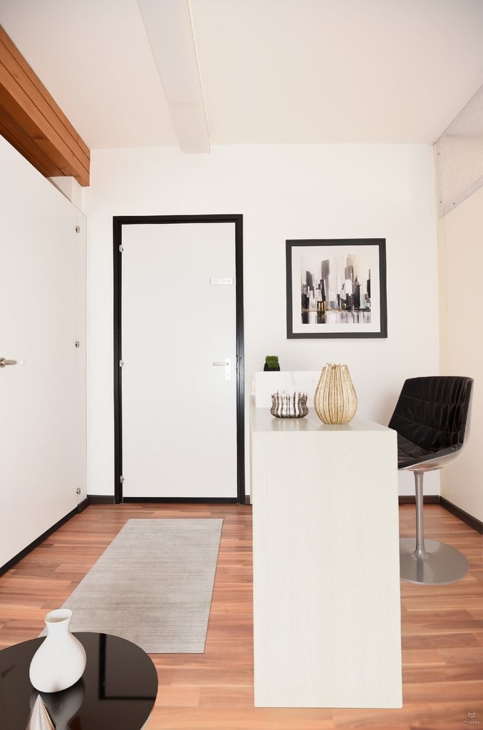 38m² office, photo 2 of 3