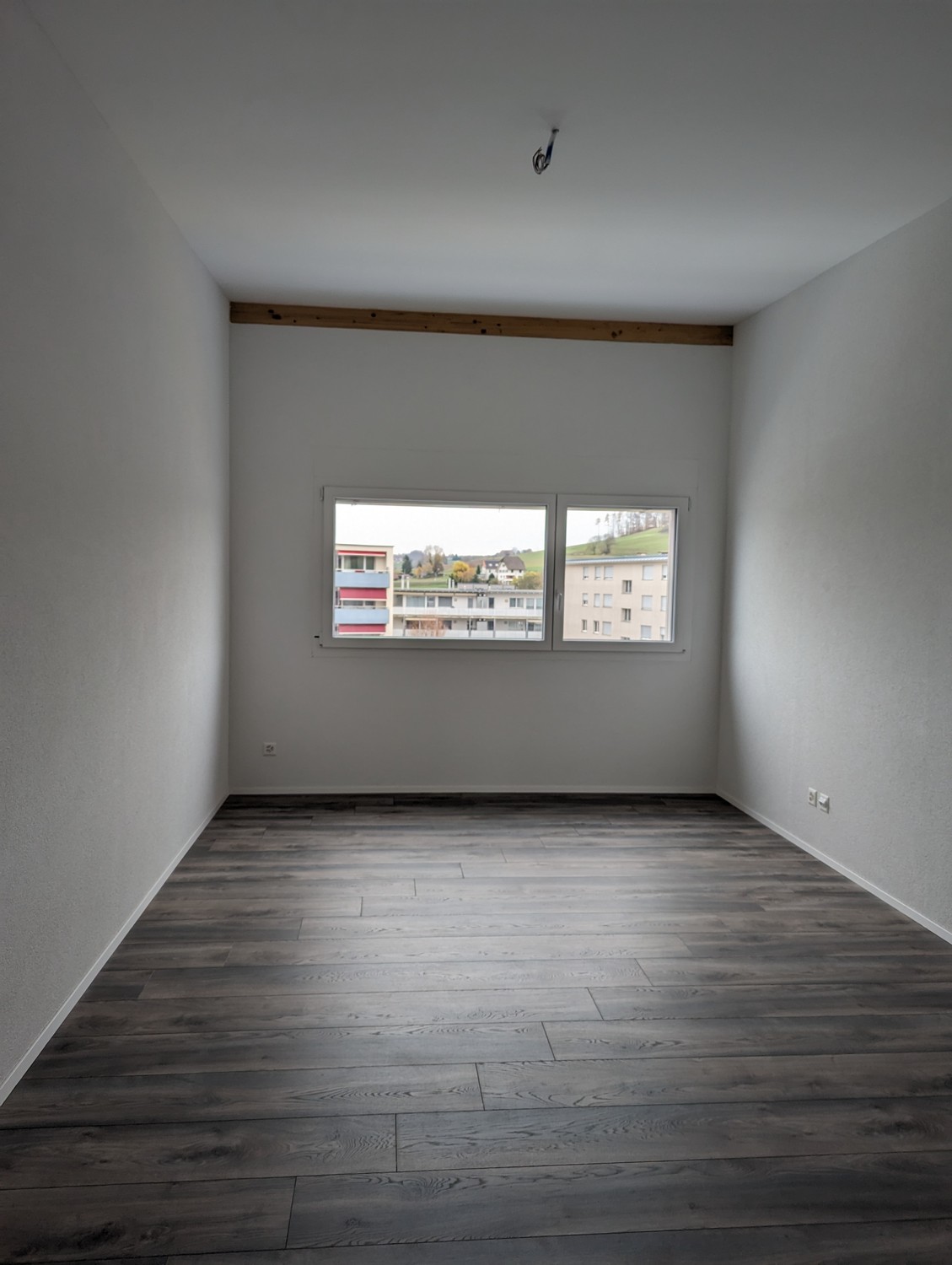 22m² office