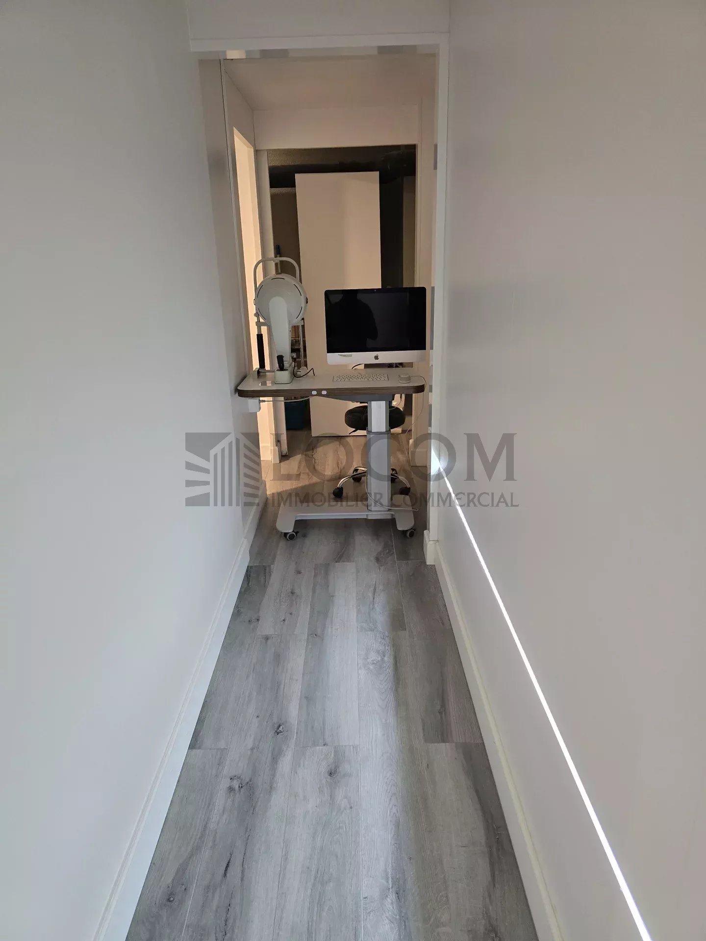 75m² shop, photo 9 of 10