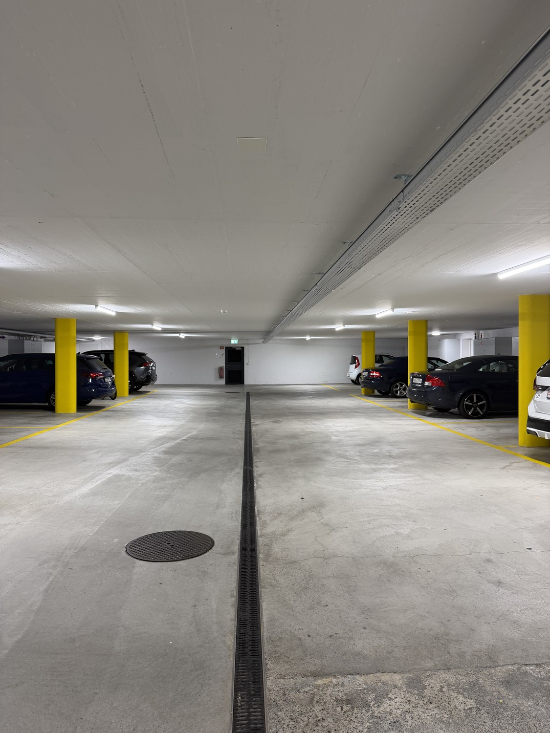 Underground slot, photo 3 of 3