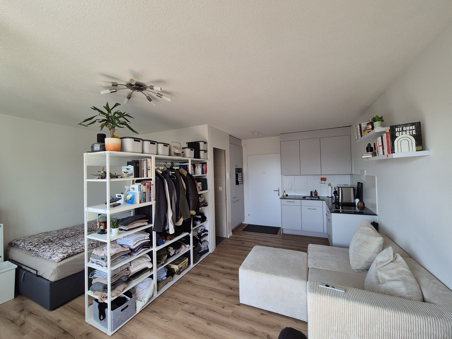 1 room apartment, photo 1 of 7