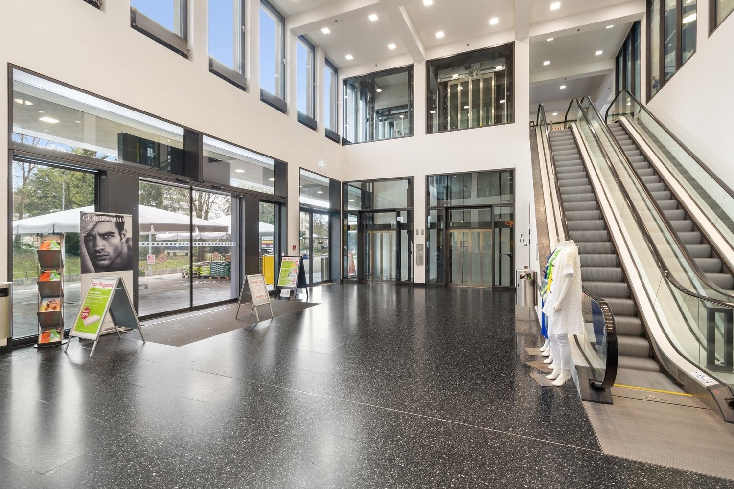 102m² parrucchiere