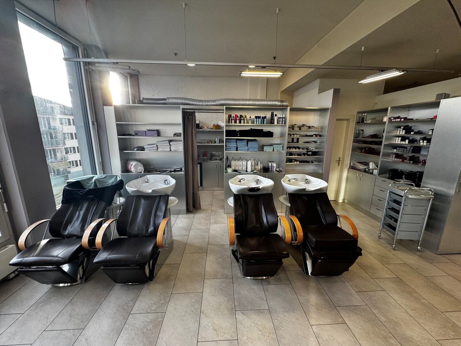 102m² parrucchiere