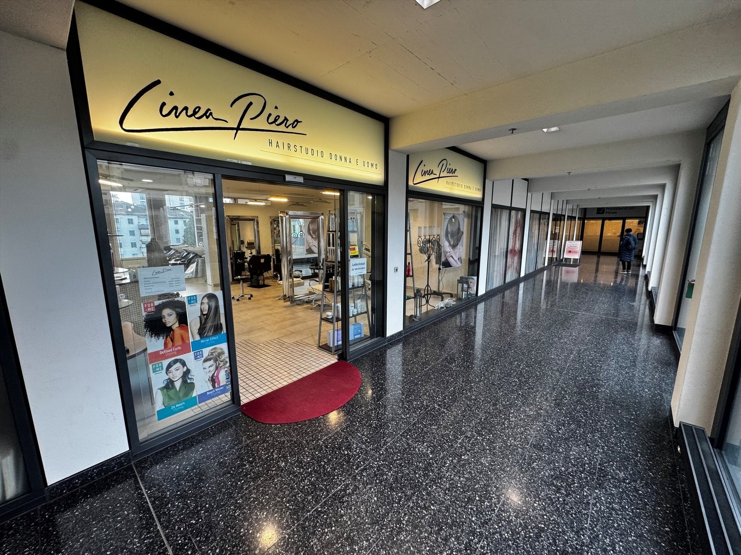 102m² parrucchiere